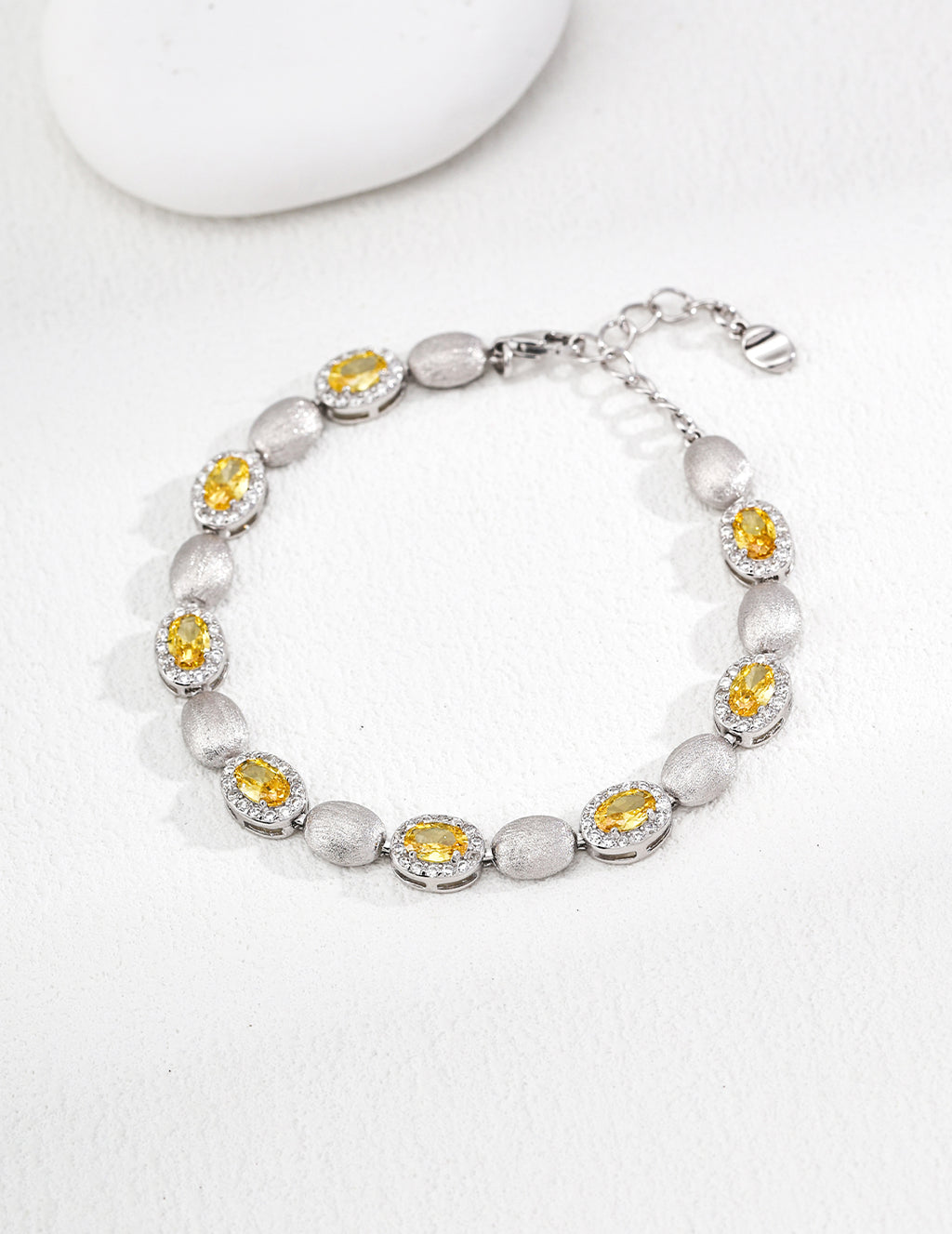 Sterling Silver Bracelet/سوار فضي（SL0248）