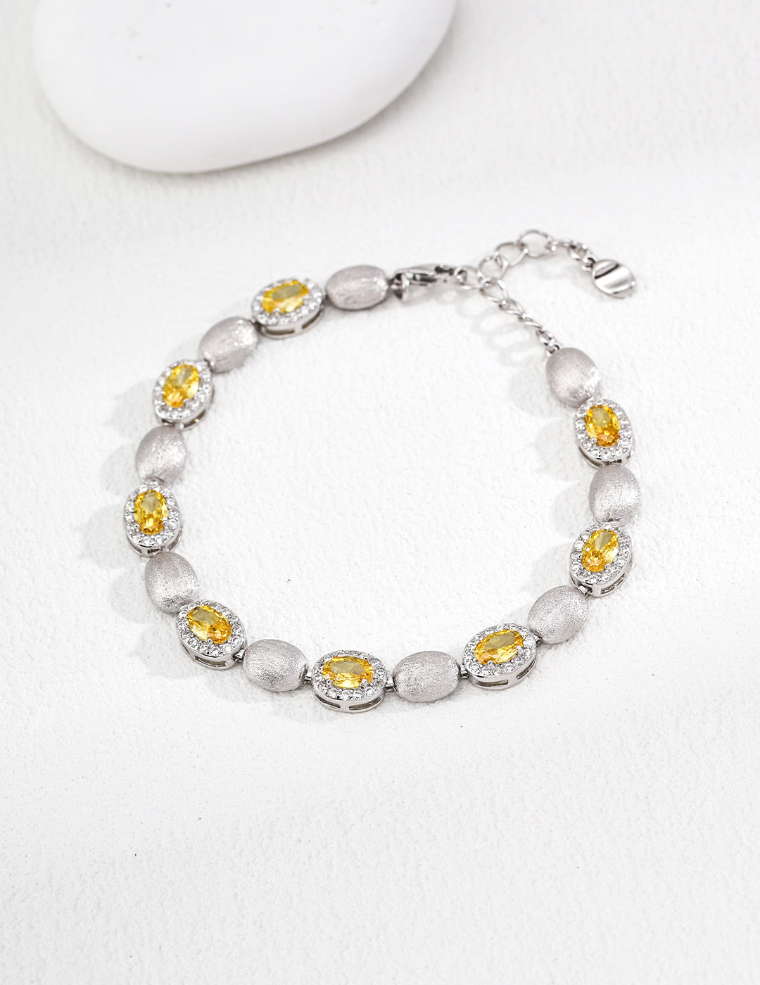 Sterling Silver Bracelet/سوار فضي（SL0248）