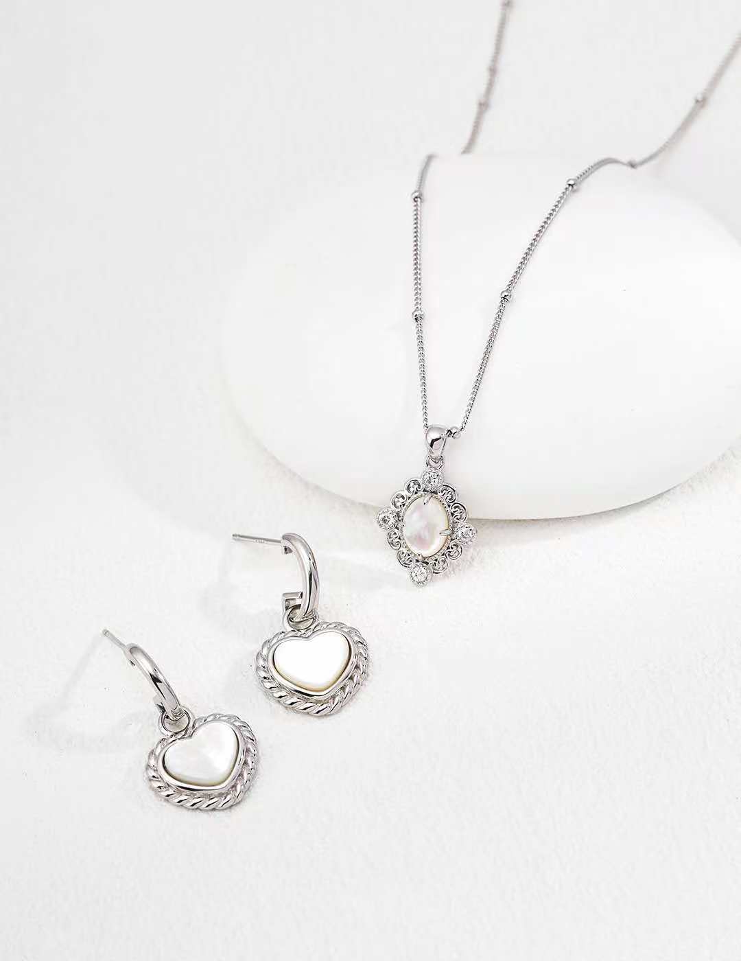 Gothic sterling silver vintage necklace and earrings/قلادة （D0681）وأقراط من الفضة الإسترلينية بتصميم قوطي عتيق
