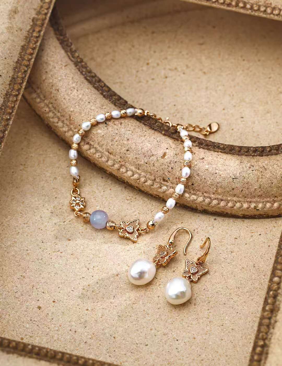Pearl jewelry set earrings necklace ring bracelet/مجموعة مجوهرات من اللؤلؤ، أقراط، قلادة، خاتم، سوار(SL0236)