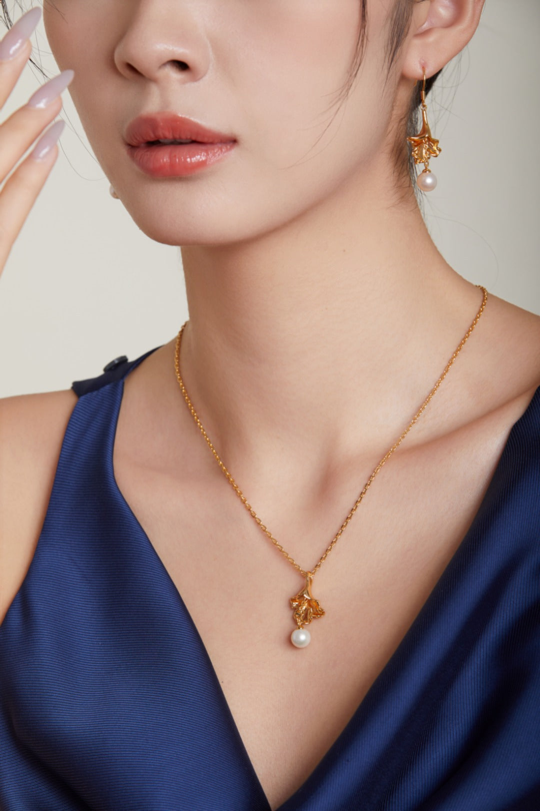 Vintage Gold Pearl necklaces/عقد من اللؤلؤ الذهبي العتيق（GZD0476）