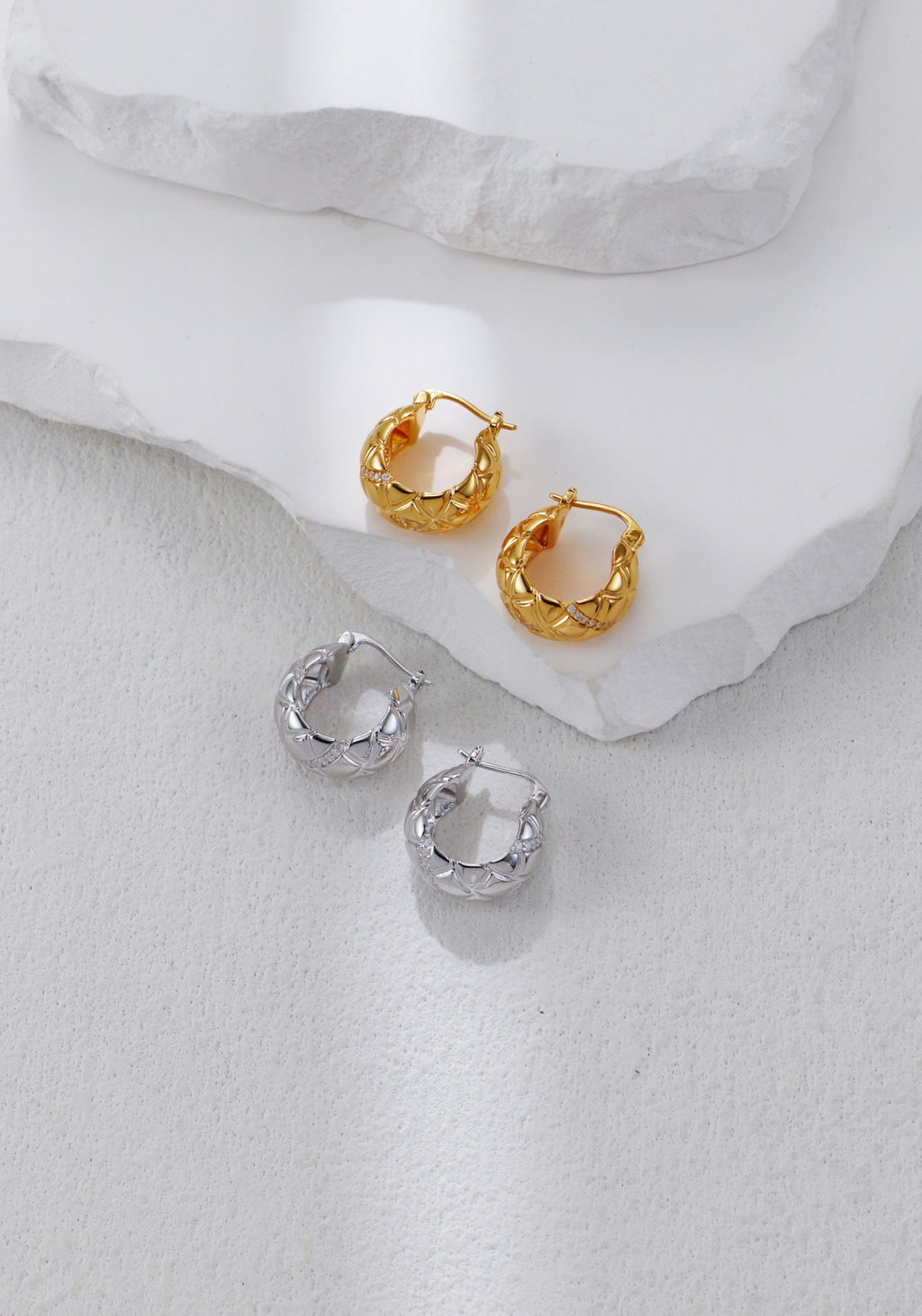 zircon earrings/ الزركون الذهبي （GZCE0413）