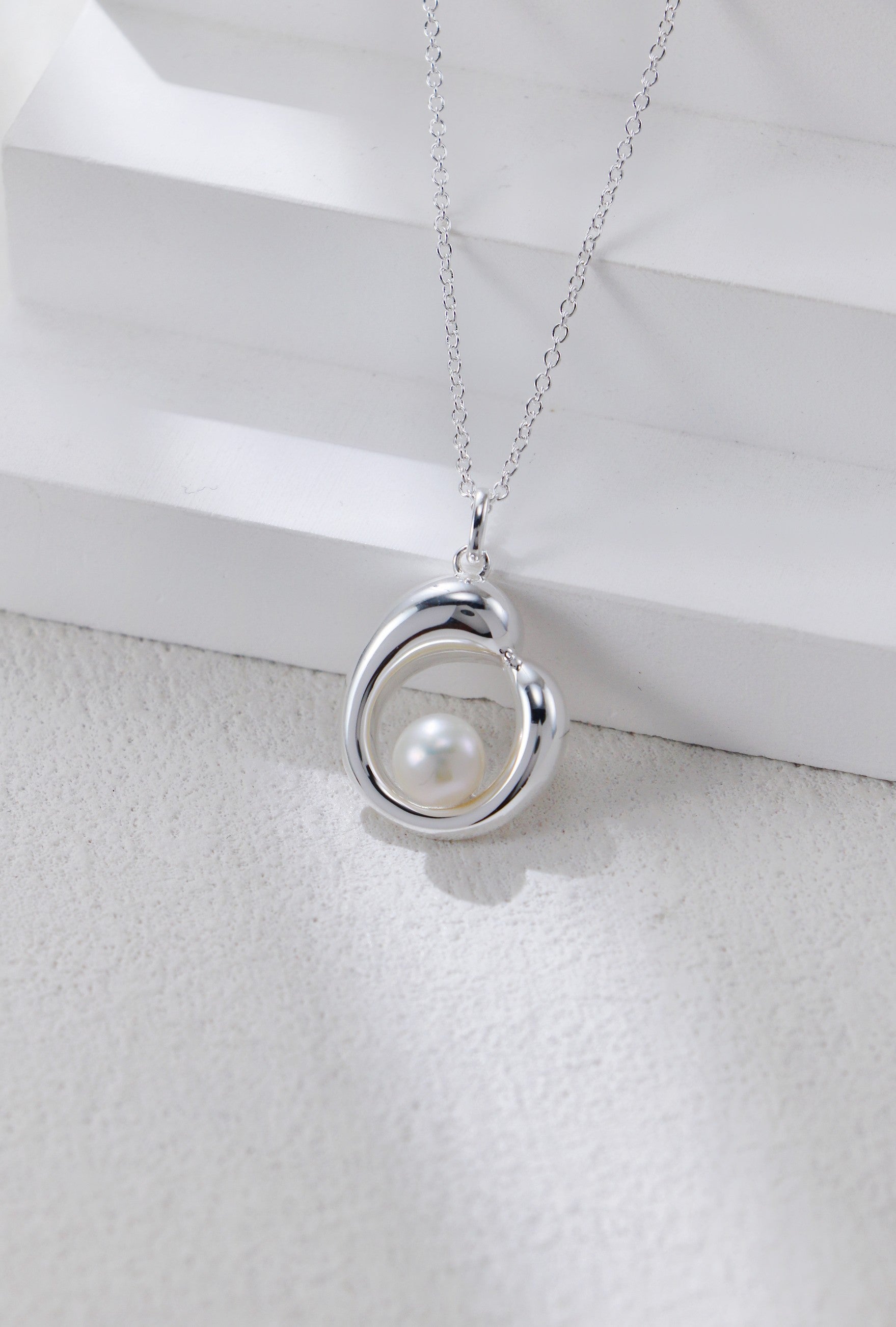 Silver Pearl Necklace/ عقد فضي بالؤلؤة（GZD0613）