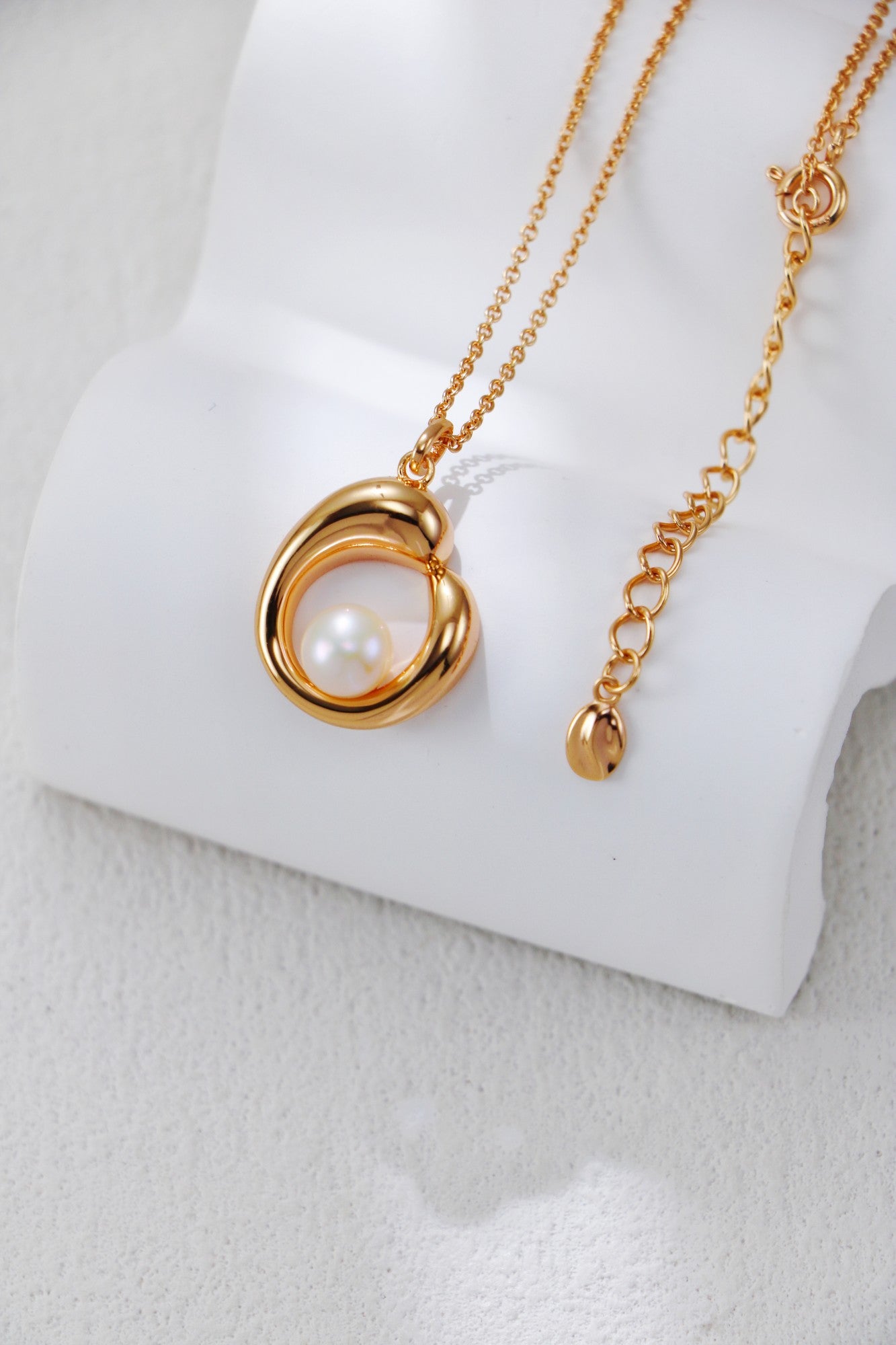 Silver Pearl Necklace/ عقد فضي بالؤلؤة（GZD0613）