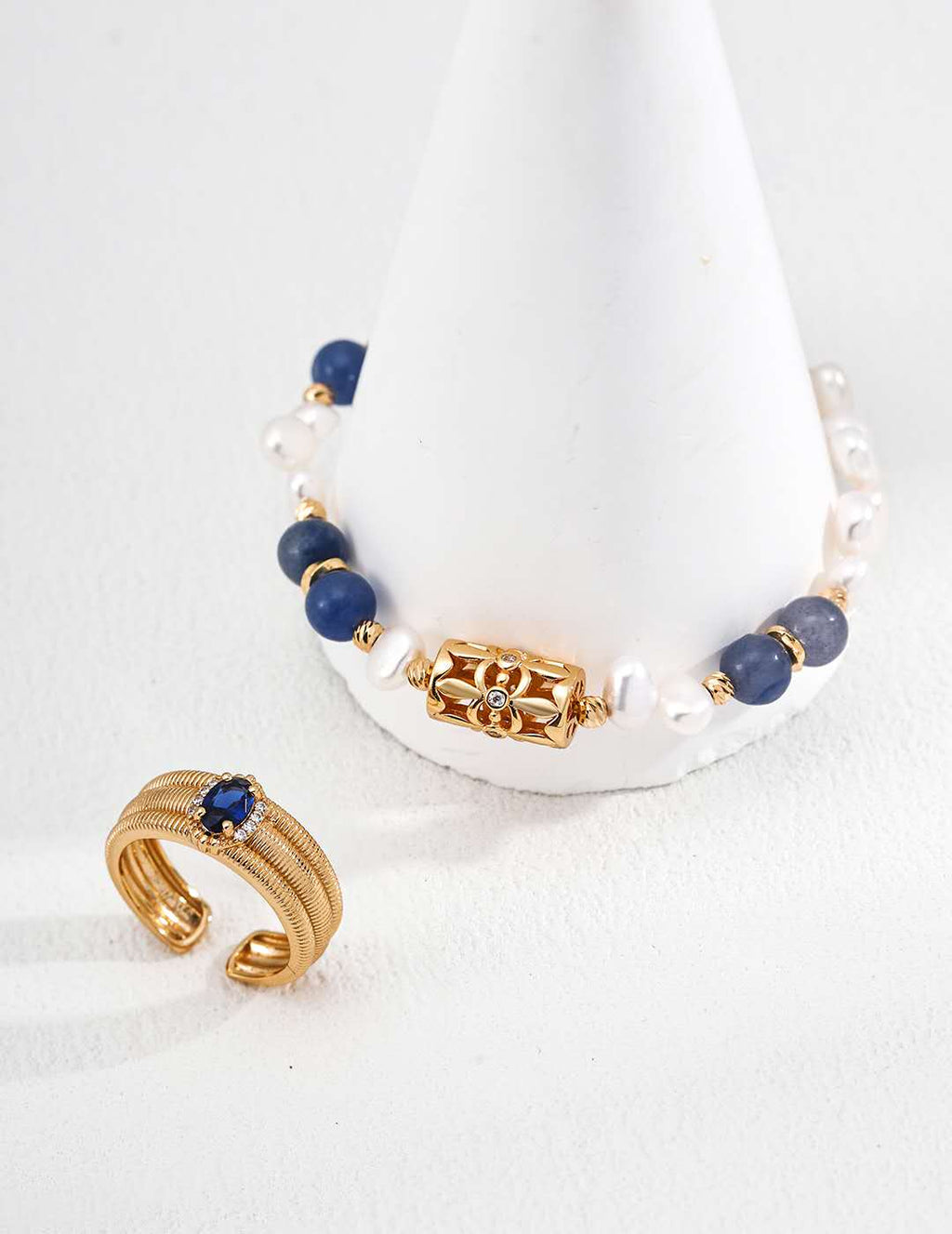 Silver Rings and Bracelet/ خاتم وسوار فضي （J0337）