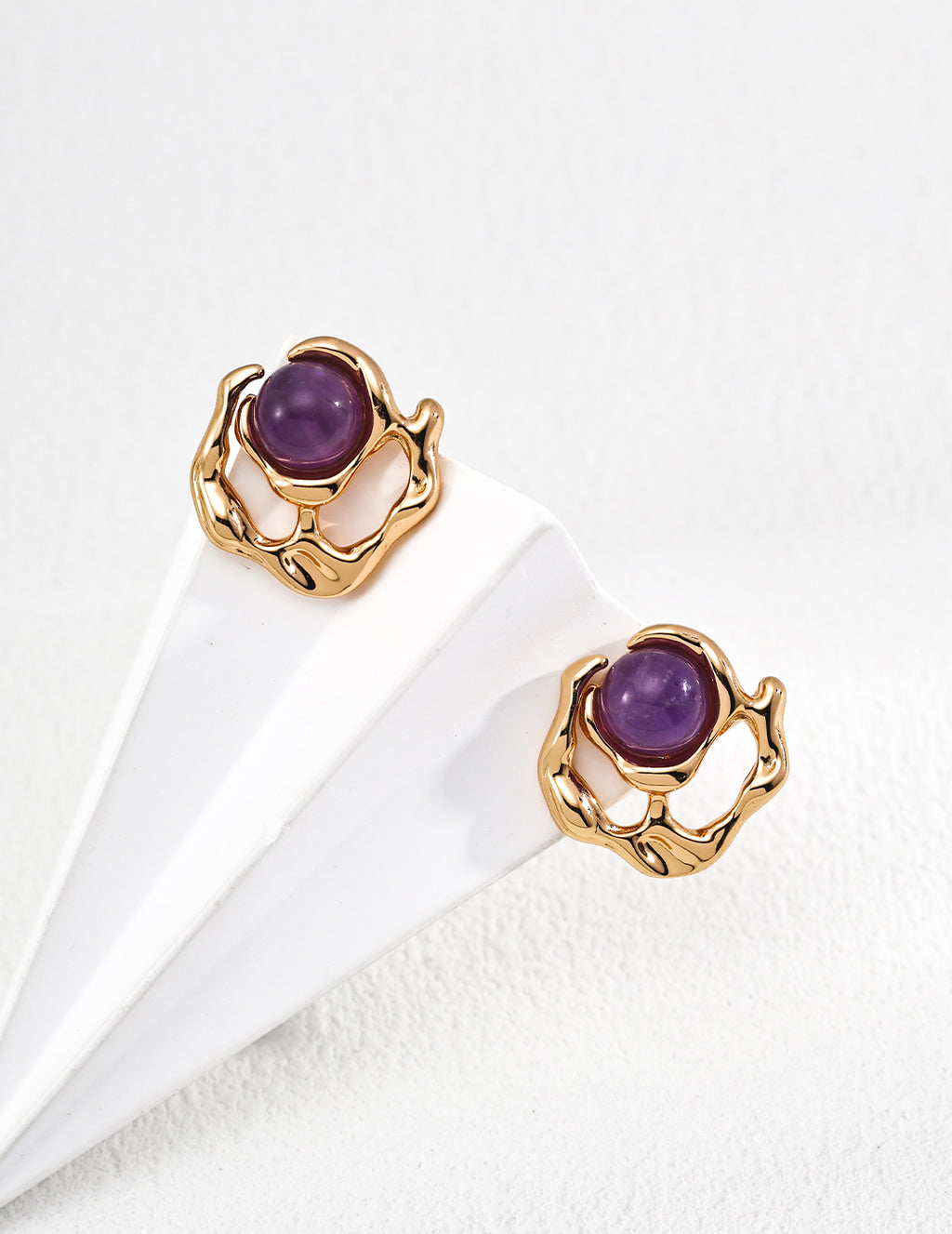 Vintage Amethyst Earrings and Bracelet/ أقراط وسوار بعقيق أرجوانيّ عتيق（E01396-2）