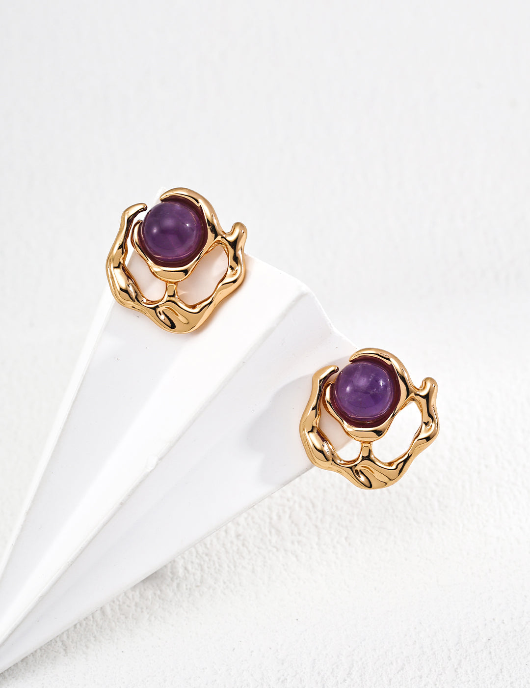 Vintage Amethyst Earrings and Bracelet/ أقراط وسوار بعقيق أرجوانيّ عتيق（E01396-2）