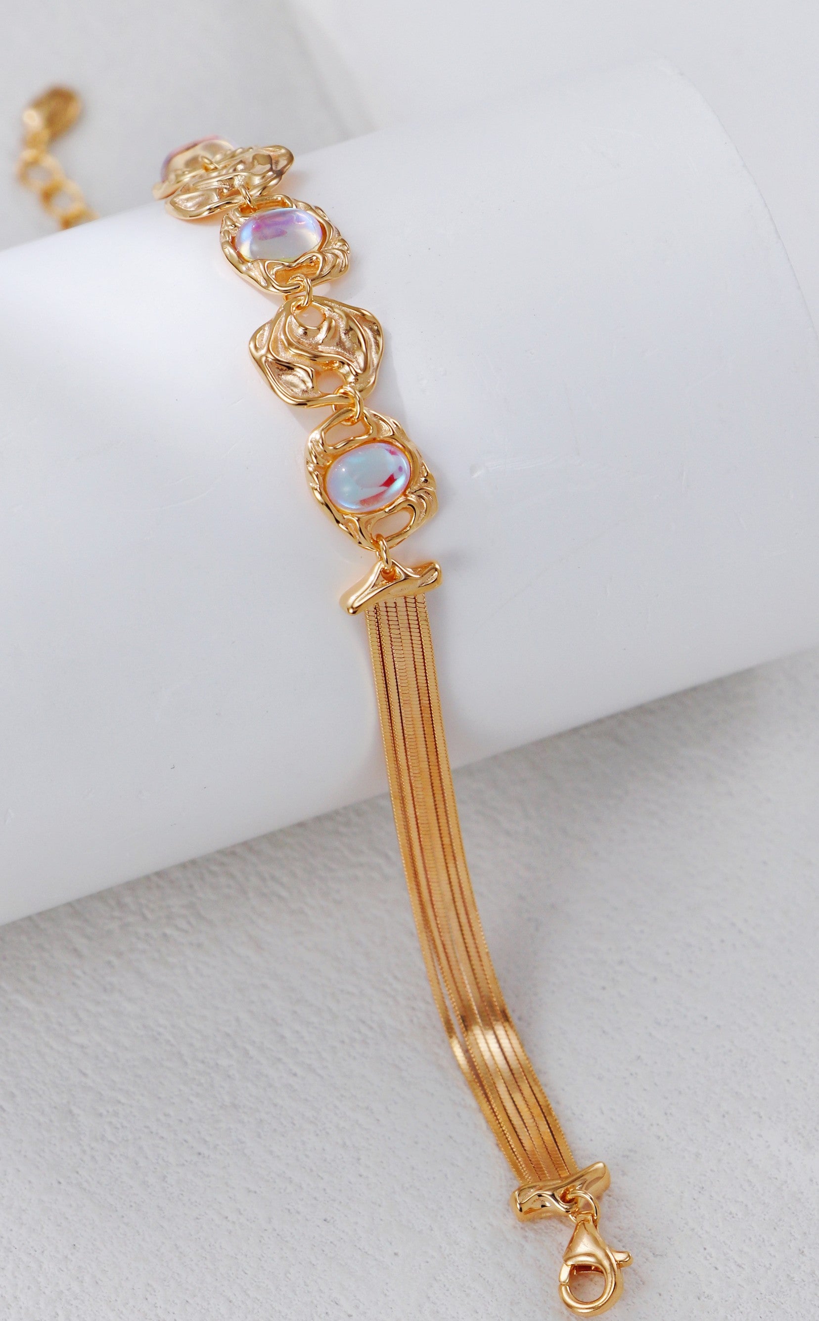 Moonstone Bracelet and Earrings/سوار وأقراط بحجر القمر（GZSL0116）