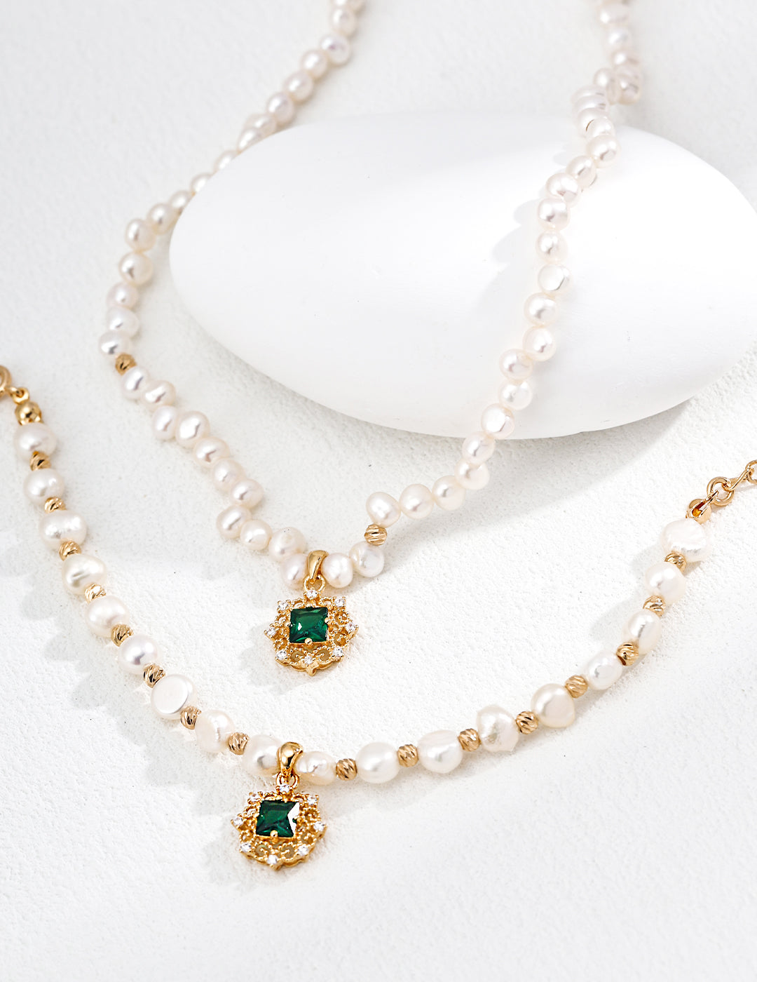 Pearl and zircon bracelet/سوار من اللؤلؤ والزركون(SL0253)